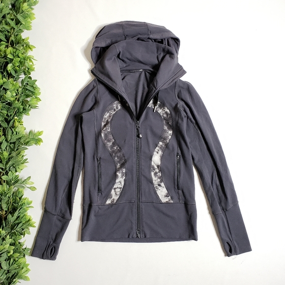 lululemon athletica Jackets & Blazers - LULULEMON ATHLETICA In Stride Jacket